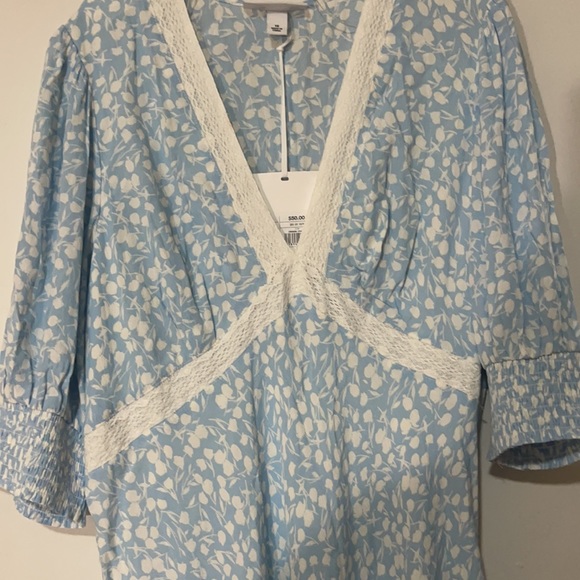 RIXO Blue and White Floral Puffed Sleeve Dress - Picture 11 of 12
